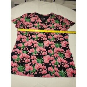 Prints By Maevn medium scrub top in excellent condition